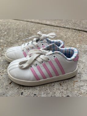 Kids K Swiss White Sneakers with Pink Stripes - Cushioned Everyday Lace-Ups